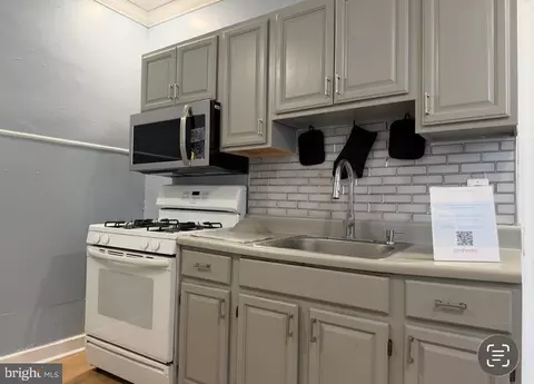 4303 N 6th St, Philadelphia, PA 19140