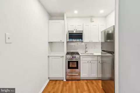 2101 Chestnut St #721, Philadelphia, PA 19103