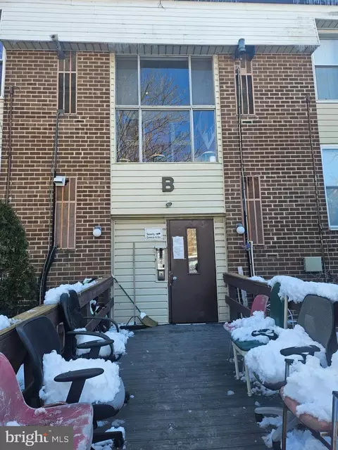 2201 00 Strahle St #B207, Philadelphia, PA 19152