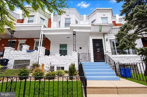 5611 Stewart St, Philadelphia, PA 19131