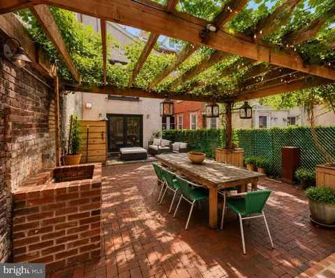 503 Fairmount Ave, Philadelphia, PA 19123