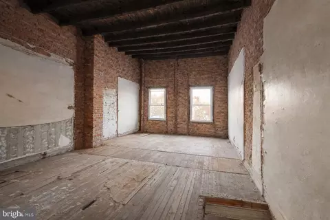 4142 Leidy Ave, Philadelphia, PA 19104