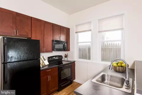 618 S 3rd St, Philadelphia, PA 19147