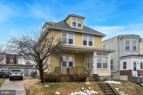 1114 16 Faunce St, Philadelphia, PA 19111