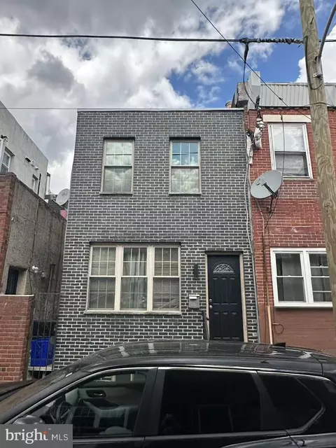 1049 Mercy St, Philadelphia, PA 19148