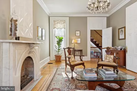 1422 Lombard St, Philadelphia, PA 19146