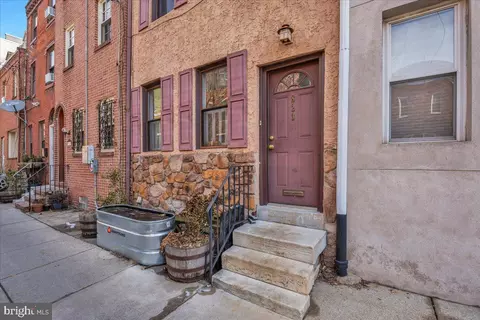 823 S 10th St, Philadelphia, PA 19147