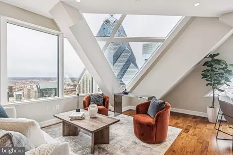 50 S 16th St #5304, Philadelphia, PA 19102