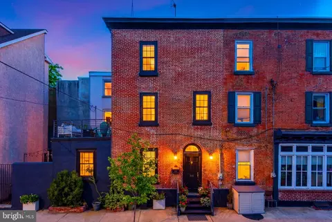 503 Queen St, Philadelphia, PA 19147