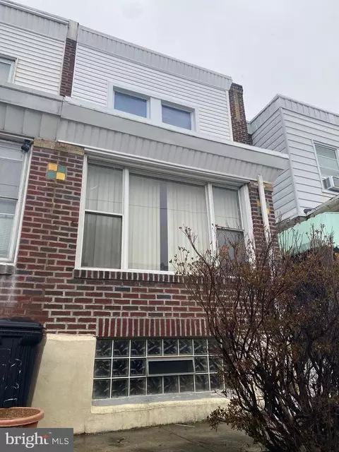 4027 Howland St, Philadelphia, PA 19124