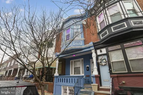 2225 S Beechwood St, Philadelphia, PA 19145