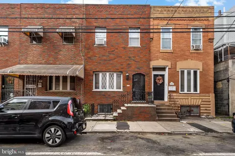 2310 S 15th St, Philadelphia, PA 19145