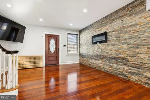 7012 Limekiln Pike, Philadelphia, PA 19138