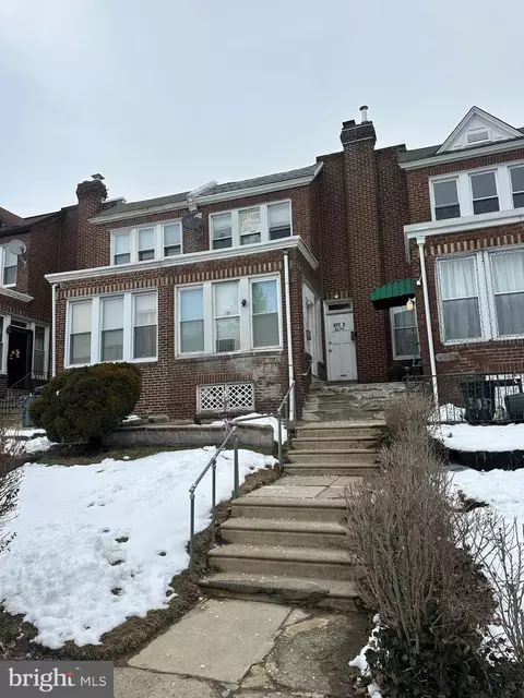 5039 F St, Philadelphia, PA 19124