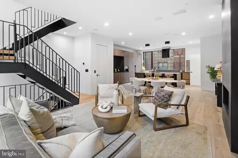 1430 Kenilworth St, Philadelphia, PA 19146