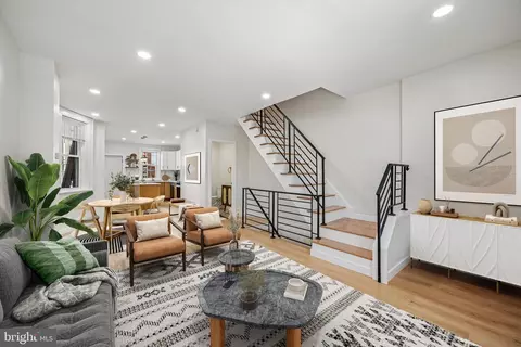 5839 Norfolk St, Philadelphia, PA 19143