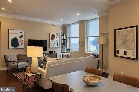 1600 Arch St #917, Philadelphia, PA 19103