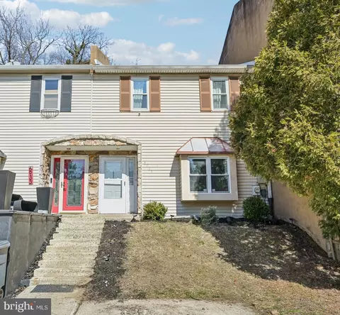 6931 Sprague St, Philadelphia, PA 19119