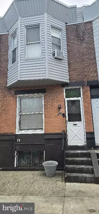 2052 Mercy St, Philadelphia, PA 19145