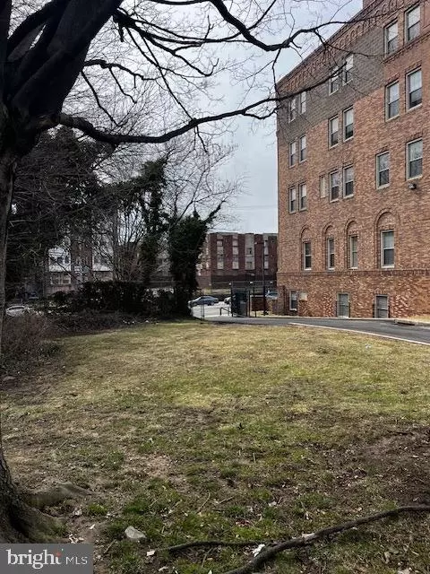 1511 W Allegheny Ave, Philadelphia, PA 19132