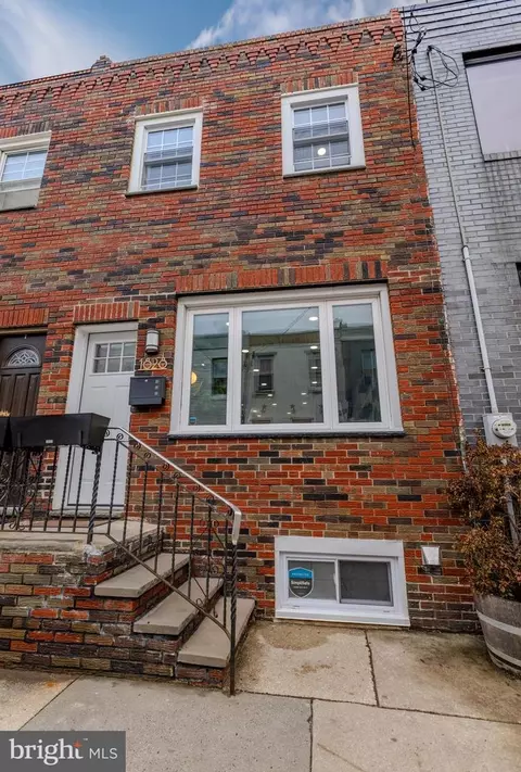 1828 Hoffman St, Philadelphia, PA 19145