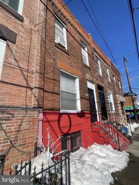 2004 S 21st St, Philadelphia, PA 19145