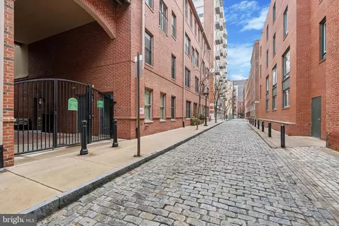 133 N 00 N Bread St #L1, Philadelphia, PA 19106