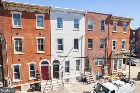 305 N 41st St, Philadelphia, PA 19104