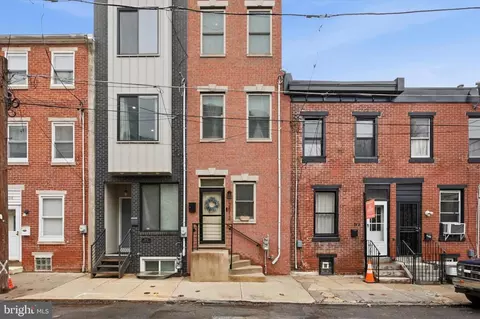 2512 Collins St, Philadelphia, PA 19125