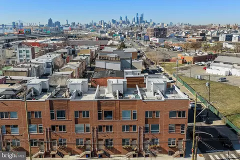 2650 E Huntingdon St, Philadelphia, PA 19125