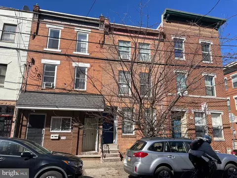 814 S 13th St, Philadelphia, PA 19147