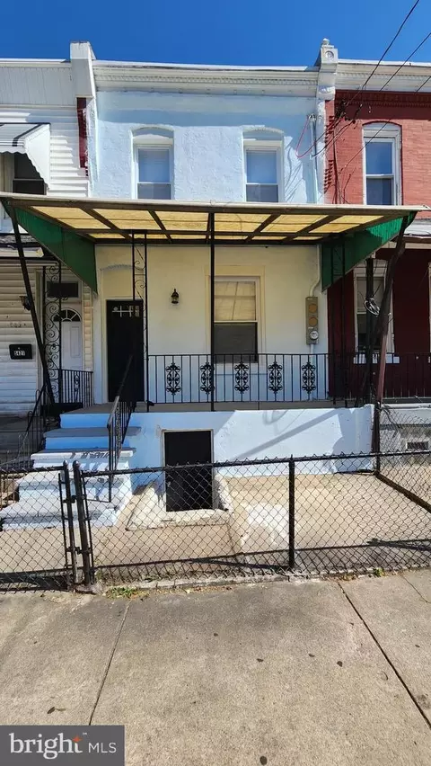 5419 Master St, Philadelphia, PA 19131