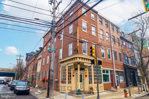 637 N 2nd St, Philadelphia, PA 19123