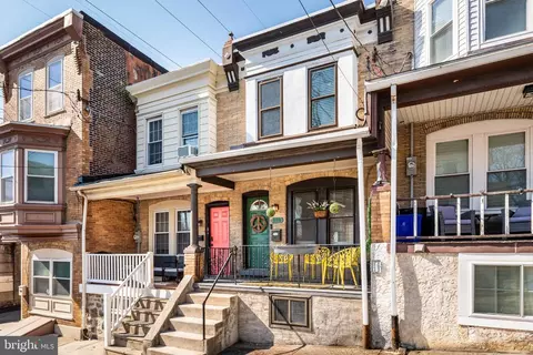 118 Jamestown St, Philadelphia, PA 19127