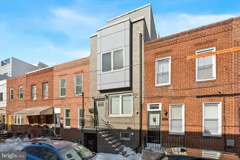 2127 Cross St, Philadelphia, PA 19146