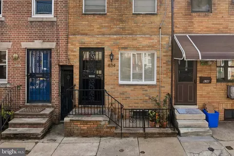 634 Sears St, Philadelphia, PA 19147
