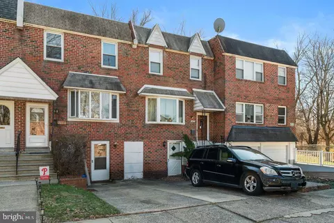 3602 Genesee Pl, Philadelphia, PA 19154
