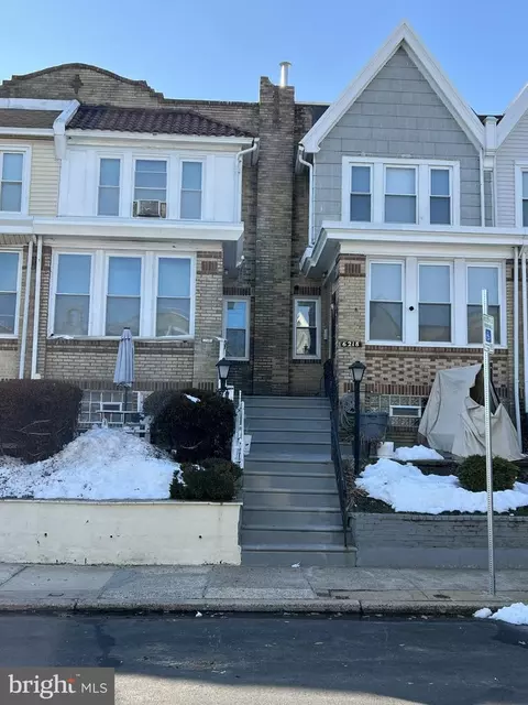 6216 N 17th St, Philadelphia, PA 19141