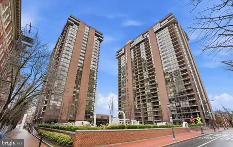 241 S 6th St #1304F, Philadelphia, PA 19106