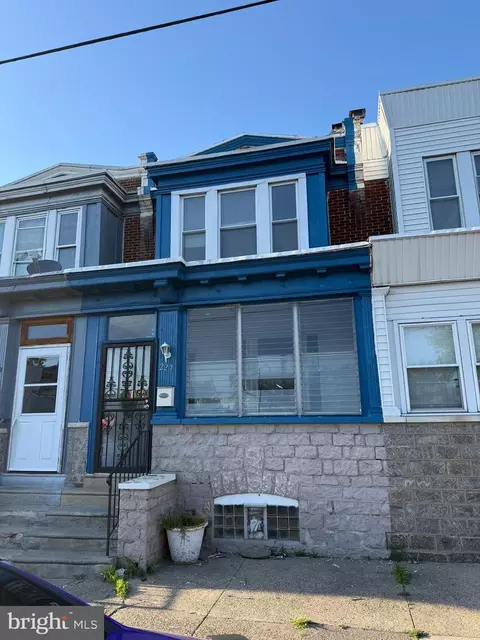 227 W Rockland St, Philadelphia, PA 19120
