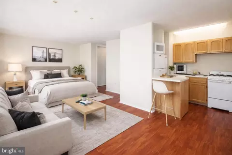 2101 Chestnut St #1024, Philadelphia, PA 19103