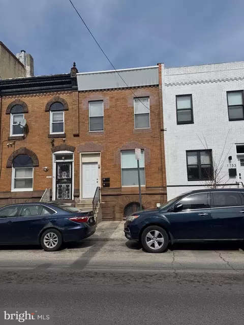 1735 Mckean St, Philadelphia, PA 19145
