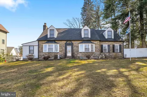 13497 Trevose Rd, Philadelphia, PA 19116