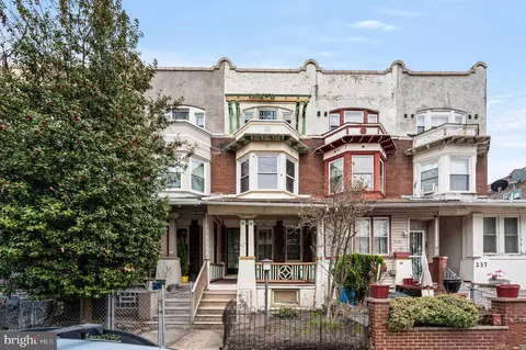 233 S 49th St, Philadelphia, PA 19139