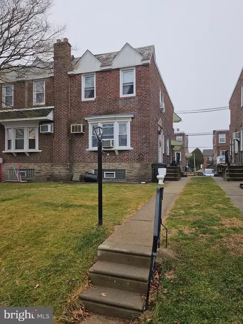 3128 Guilford St, Philadelphia, PA 19152