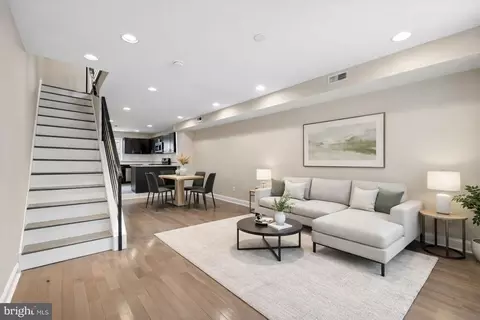 1748 S Mole St, Philadelphia, PA 19145