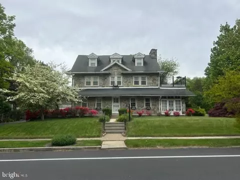 2310 N 12 N 52nd St, Philadelphia, PA 19131