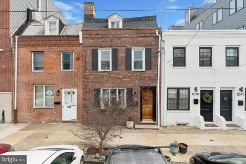 1237 E Moyamensing Ave, Philadelphia, PA 19147