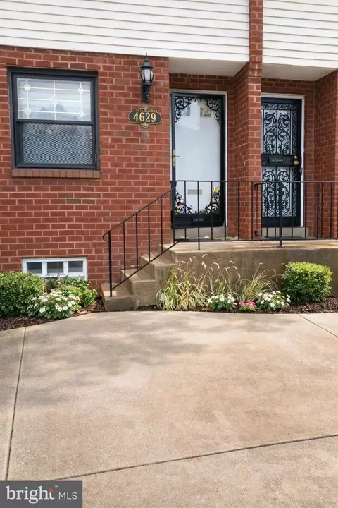 4629 Kingsessing Ave, Philadelphia, PA 19143