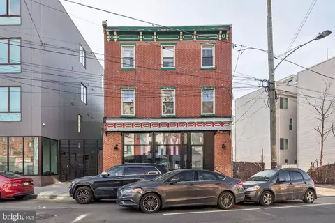 2557 Amber St, Philadelphia, PA 19125